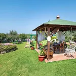 Frezia Complex - Frezia 公寓 尼坡帝