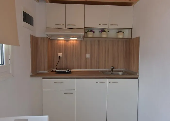 Frezia Complex - Frezia Apartman Néa Potídea