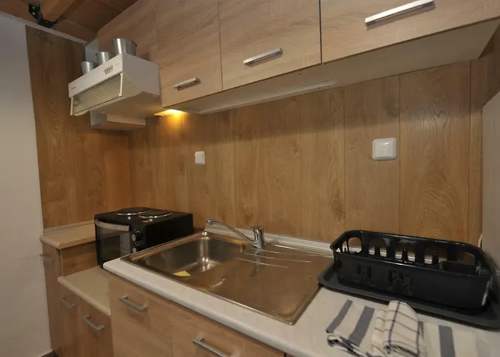 Frezia Complex - Frezia Apartman